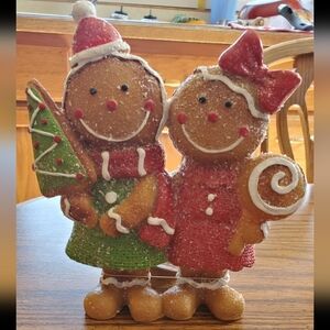 NWT HOBBY LOBBY CHRISTMAS GINGERBREAD COUPLE Festive Gingerbread Couple Figuri